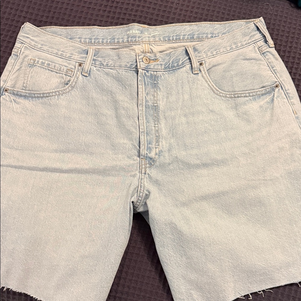 Old Navy NWOT Mid-Rise Baggy Denim Shorts